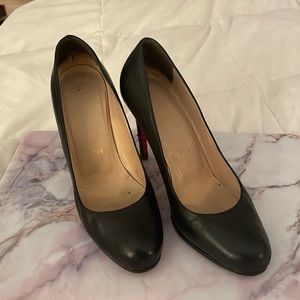 Christian Louboutin Black Pumps